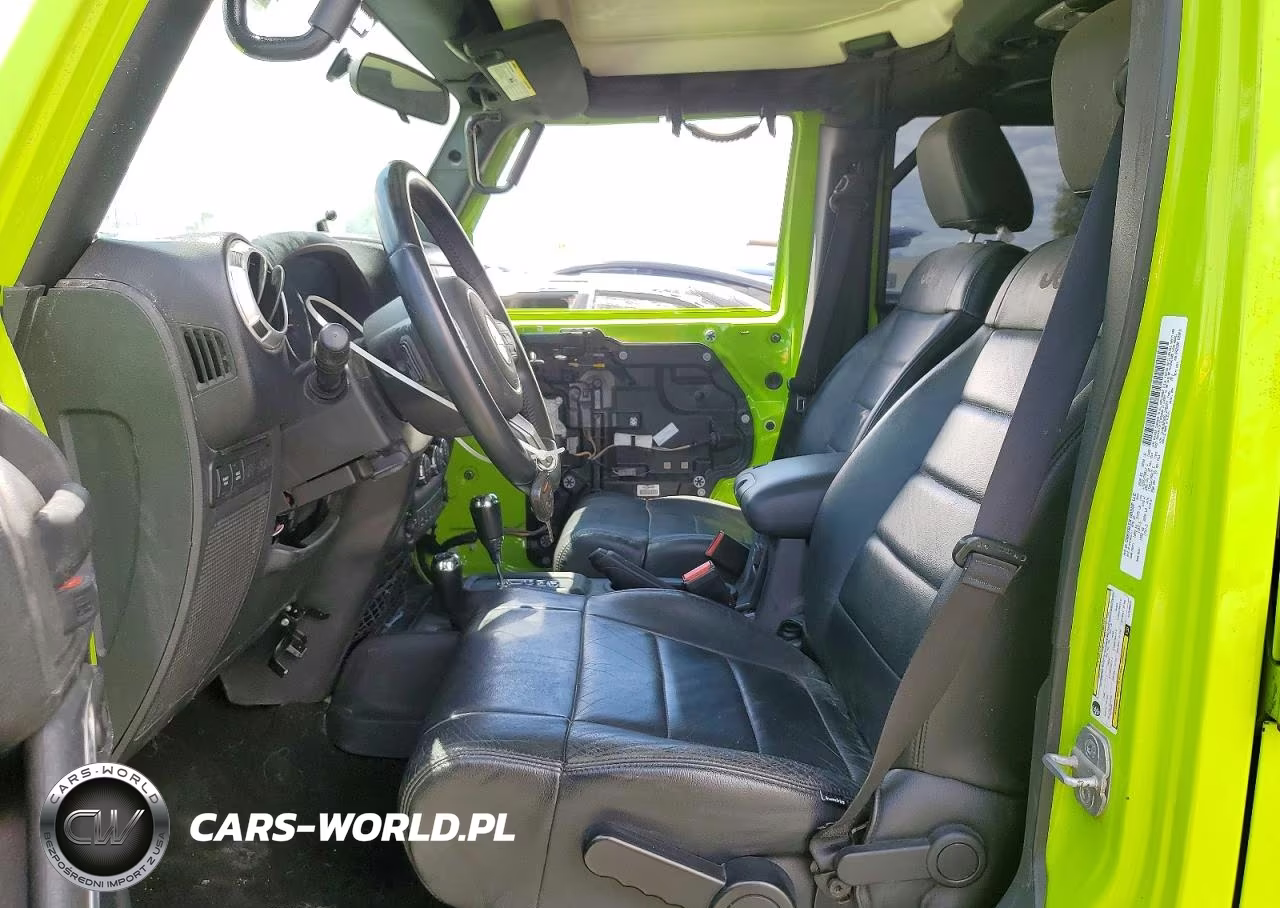 2012 Jeep Wrangler Unlimited Rubicon VIN:1C4BJWFG3CL248677 - 7
