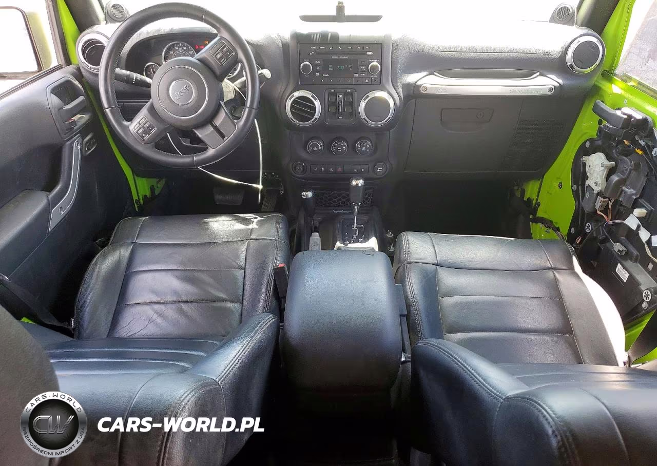 2012 Jeep Wrangler Unlimited Rubicon VIN:1C4BJWFG3CL248677 - 8