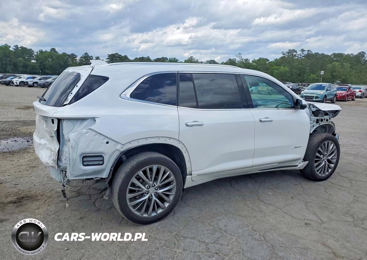 2025 Buick Enclave Avenir VIN:5GAERCRS2SJ109060 - 3