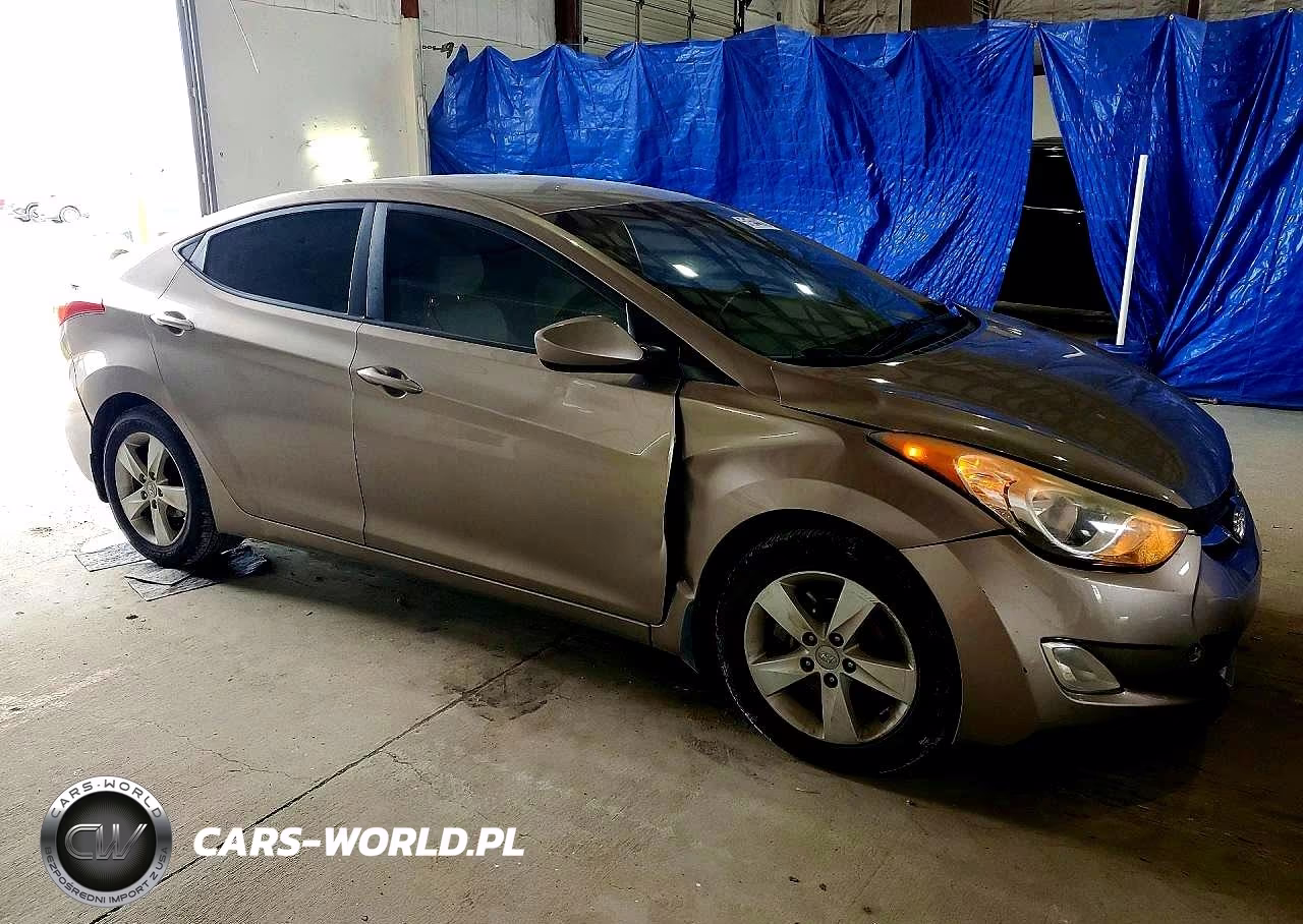 2012 Hyundai Elant Glsw VIN:5NPDH4AE7CH132286 - 4