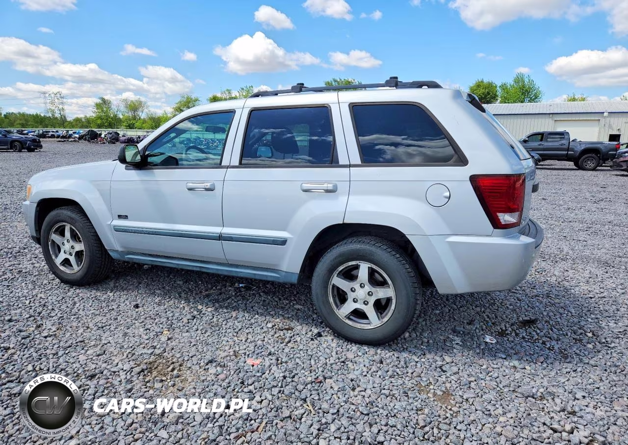 2007 Jeep Grand Cherokee Laredo VIN:1J8GR48K37C665185 - 2