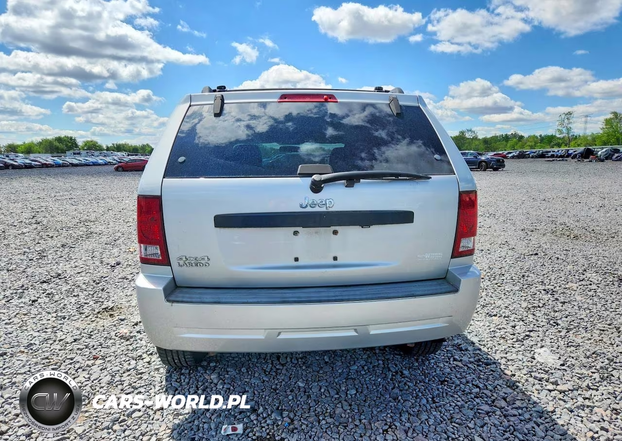 2007 Jeep Grand Cherokee Laredo VIN:1J8GR48K37C665185 - 6