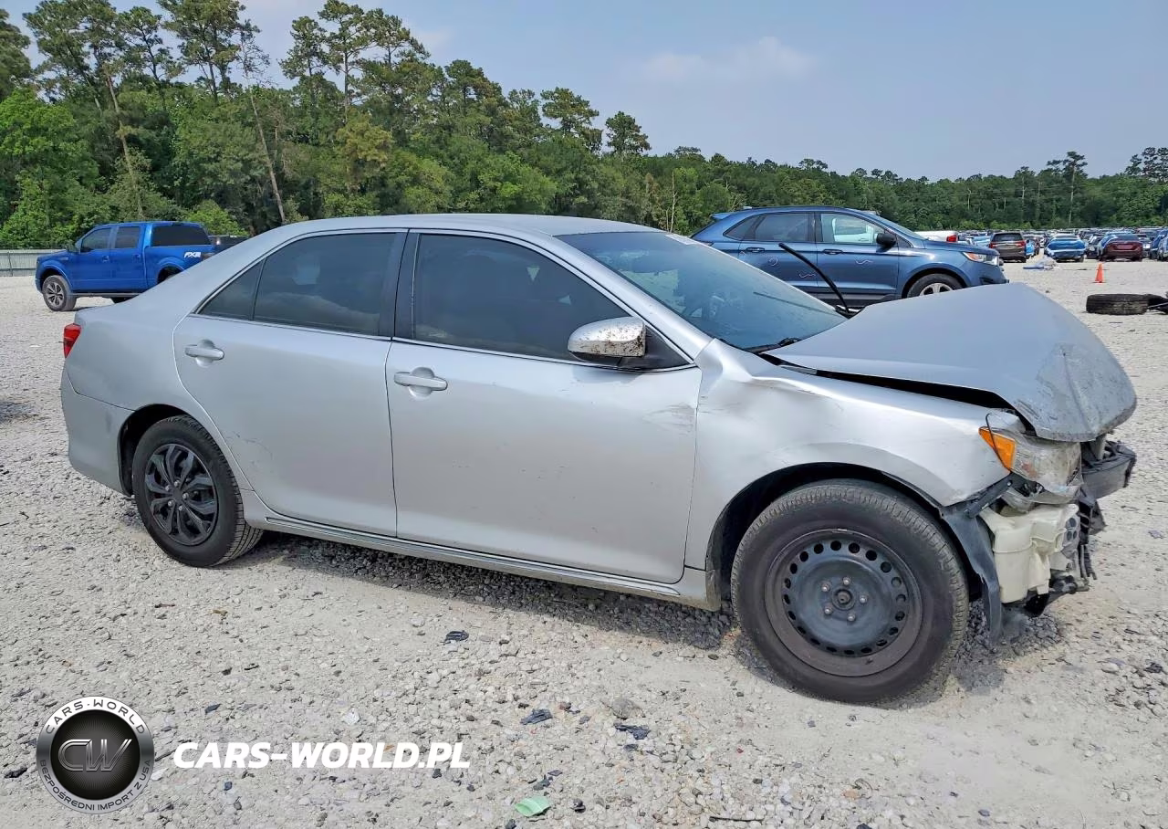 2014 Toyota Camry Le VIN:4T1BF1FK1EU382766 - 4