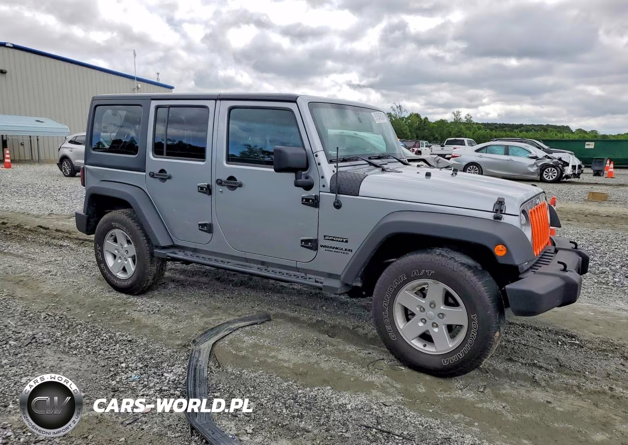 2017 Jeep Wrangler VIN:1C4BJWDG0HL721977 - 4