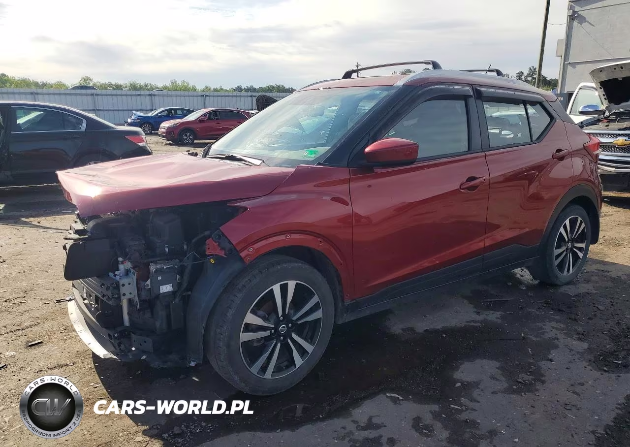 2018 Nissan Kicks Sv VIN:3N1CP5CU3JL521676 - 1