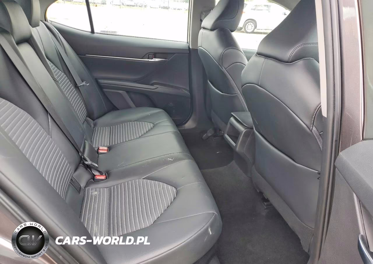 2022 Toyota Camry Hybrid Se VIN:4T1S31AK0NU584868 - 10