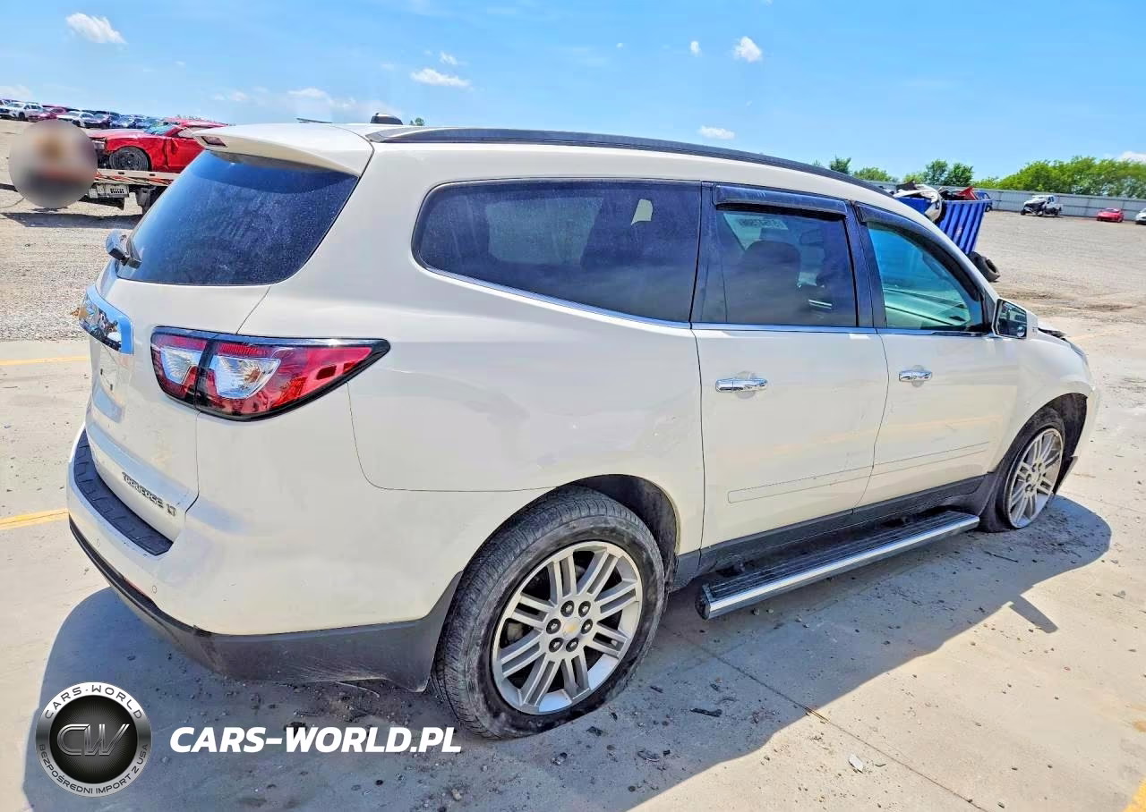 2018 Chevrolet Traverse Lt VIN:1GNKVGKDXFJ203376 - 3