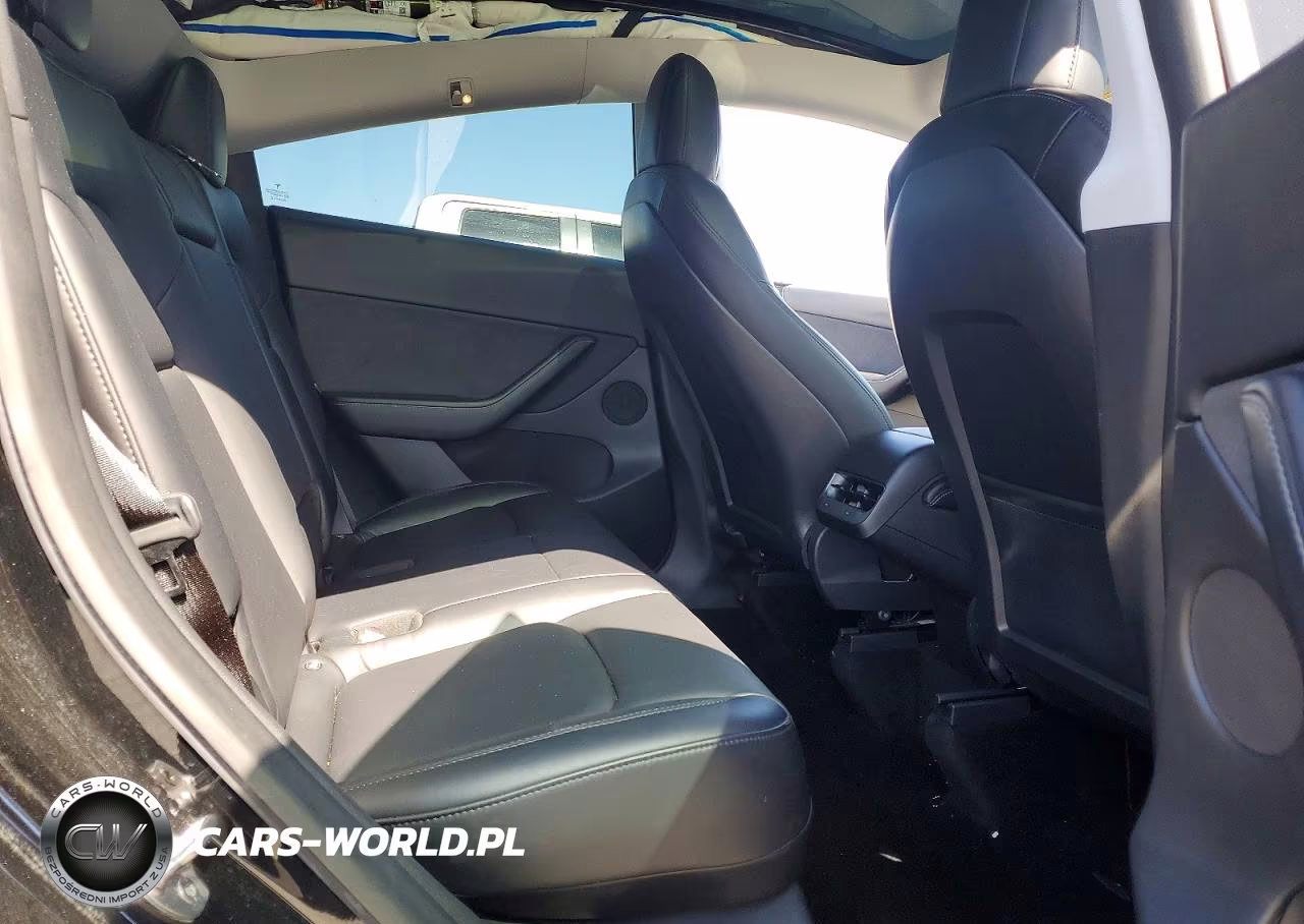 2021 Tesla Model Y VIN:5YJYGDEE7MF233133 - 11