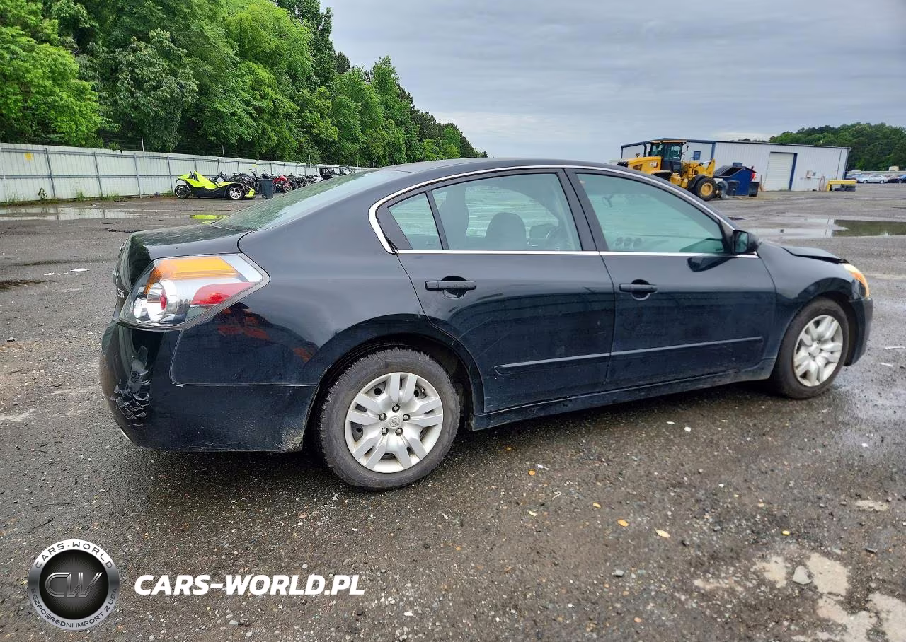 2010 Nissan Altima 2.5 VIN:1N4AL2AP6AN435750 - 3