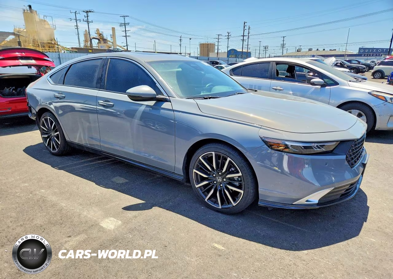2025 Honda Accord Touring Hybrid VIN:1HGCY2F80SA051799 - 4