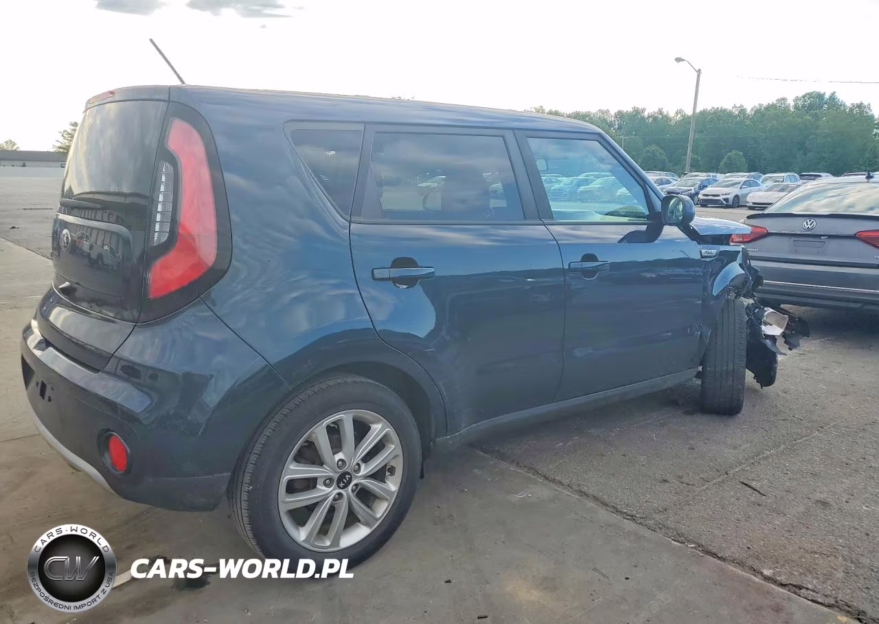 2018 Kia Soul + VIN:KNDJP3A55J7518562 - 3