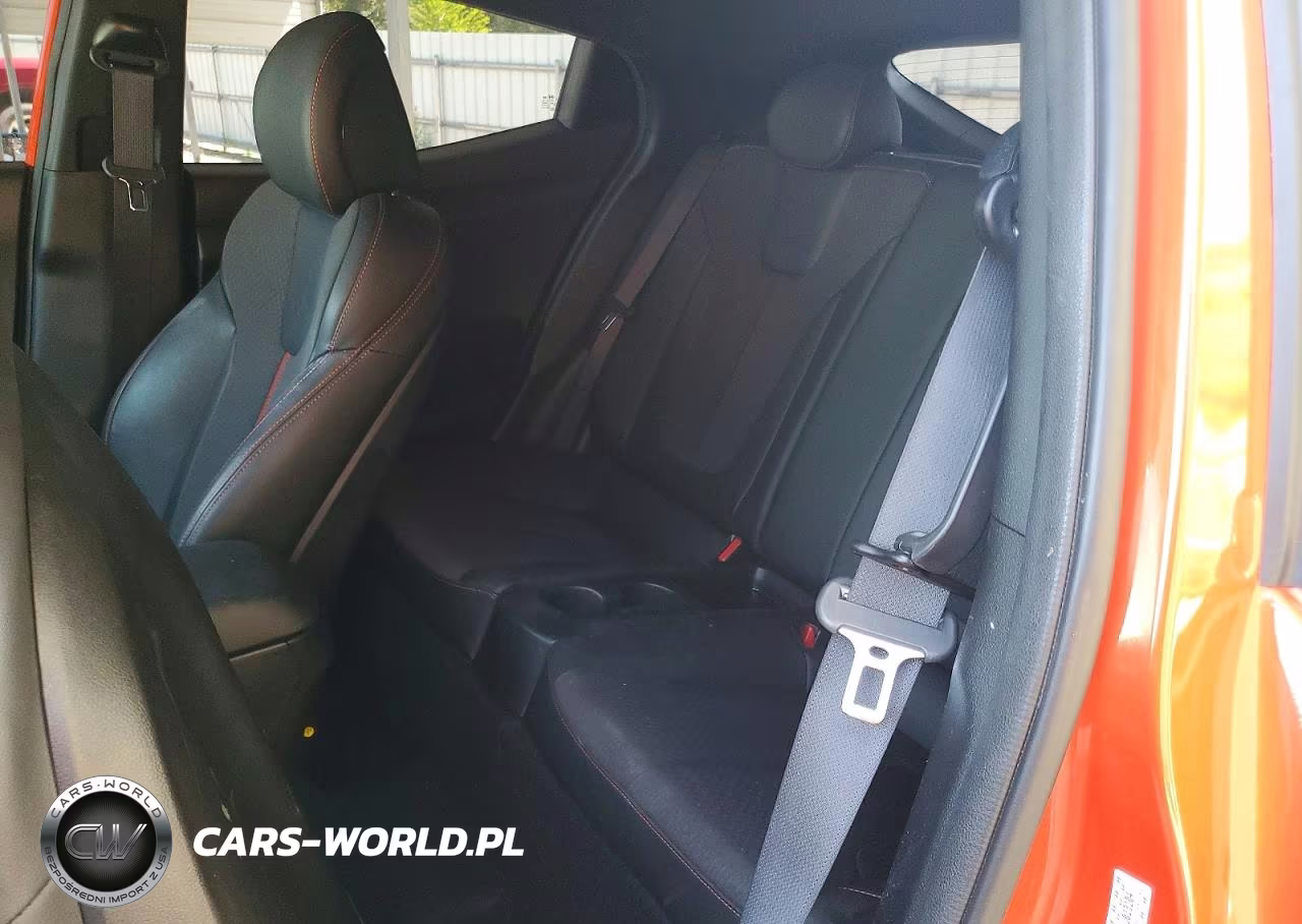 2019 Hyundai Veloster Turbo 1.6T VIN:KMHTH6AB9KU013104 - 10