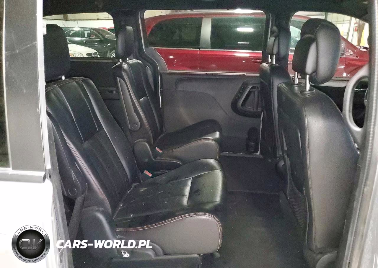 2018 Dodge Grand Caravan Gt VIN:2C4RDGEG6JR146937 - 11