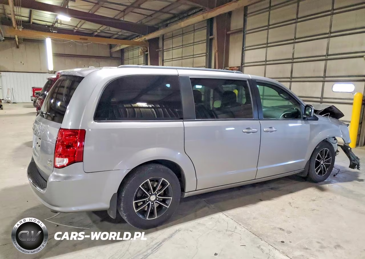 2018 Dodge Grand Caravan Gt VIN:2C4RDGEG6JR146937 - 3