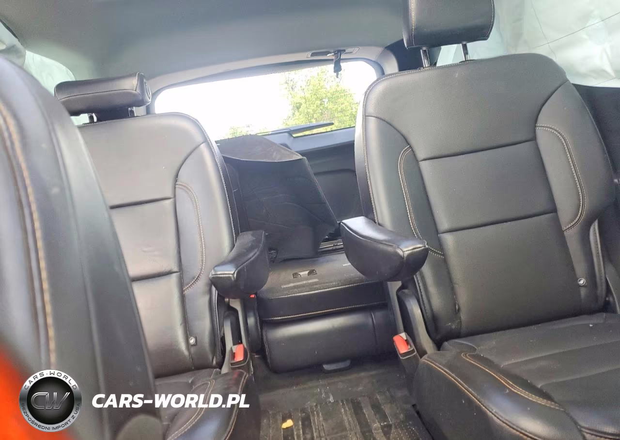 2018 Chevrolet Traverse Premier VIN:1GNEVJKW1JJ265267 - 10