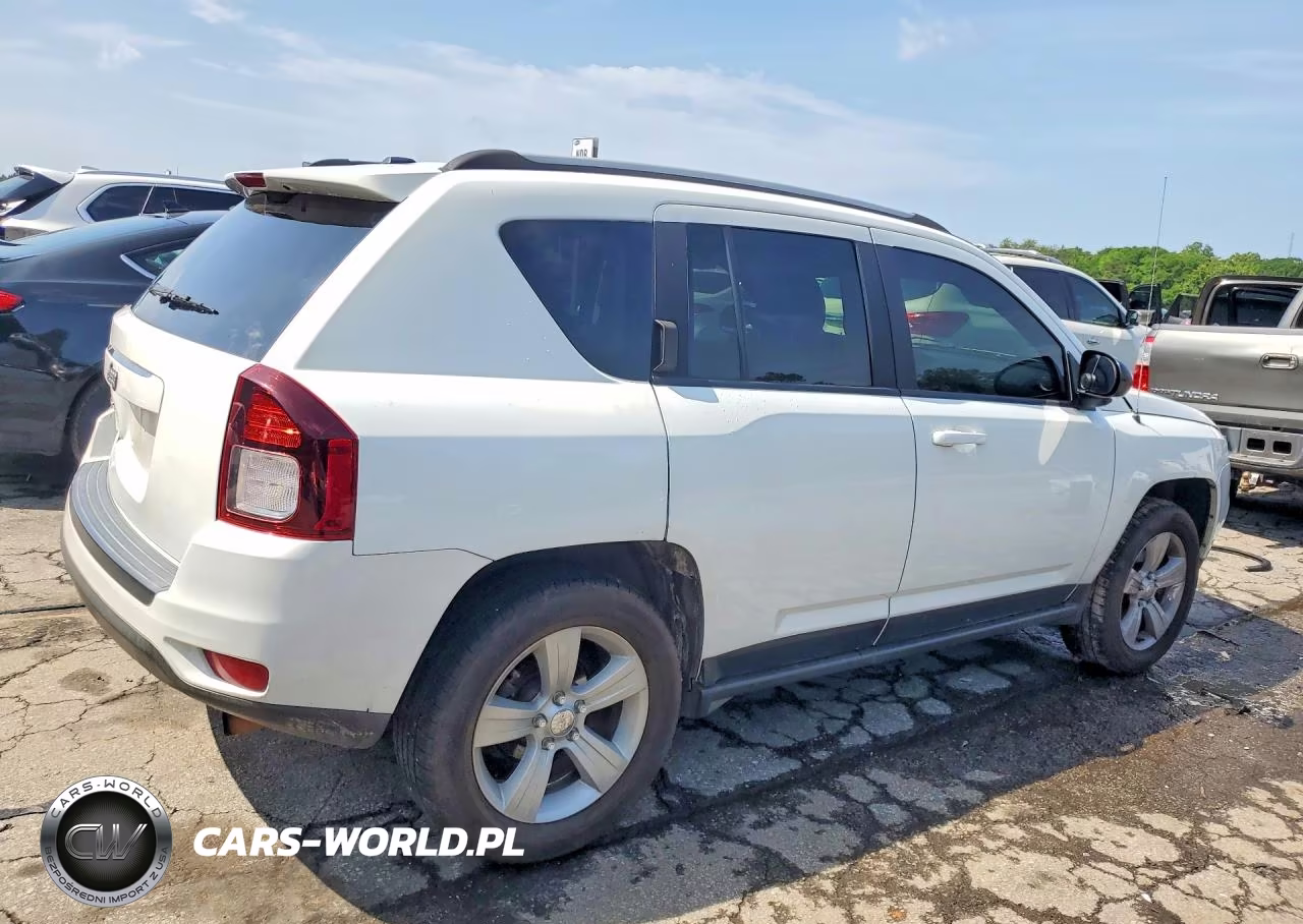 2016 Jeep Compass Sport VIN:1C4NJDBB4GD670937 - 3
