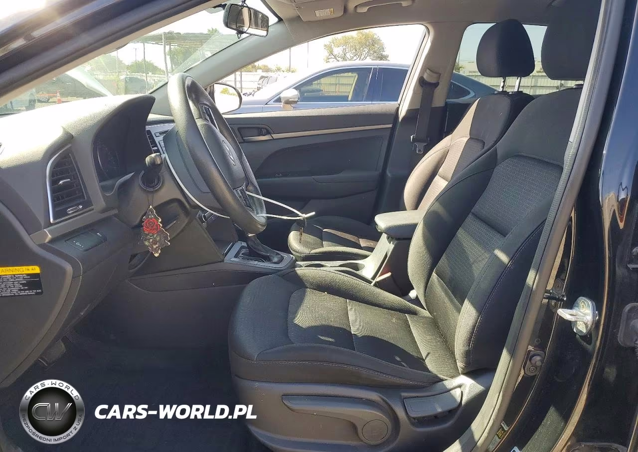 2018 Hyundai Elantra Se VIN:5NPD74LFXJH279739 - 7