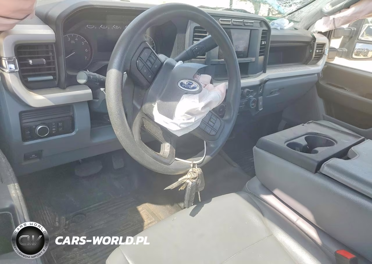 2024 Ford F250 Super Duty VIN:1FTBF2AA3REF37536 - 8