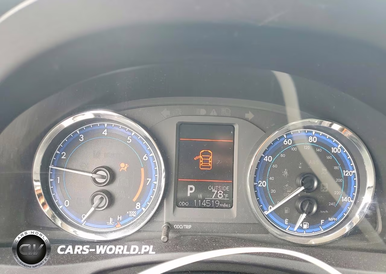 2018 Toyota Corolla Le VIN:5YFBURHE7JP836770 - 9
