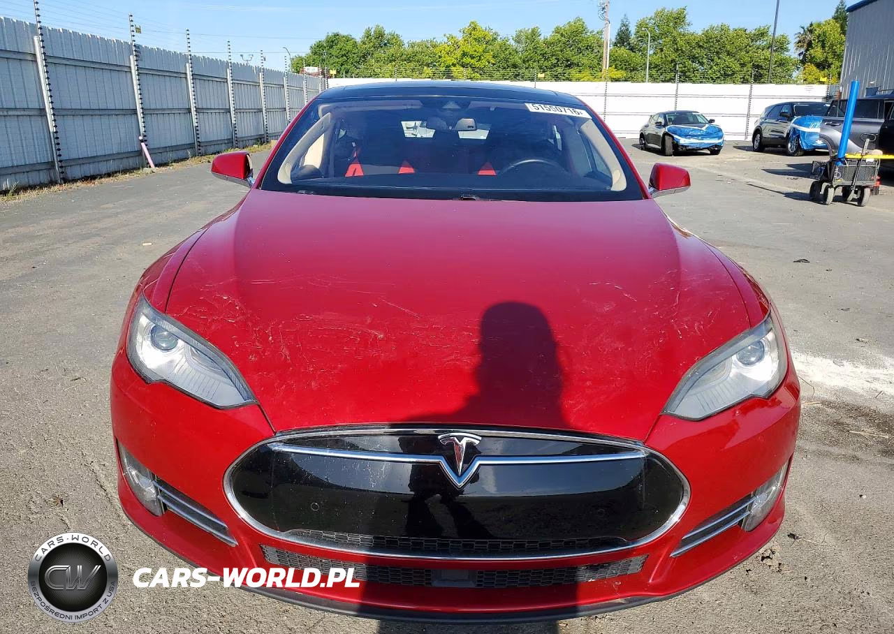 2014 Tesla Model S VIN:5YJSA1H1XEFP62351 - 5