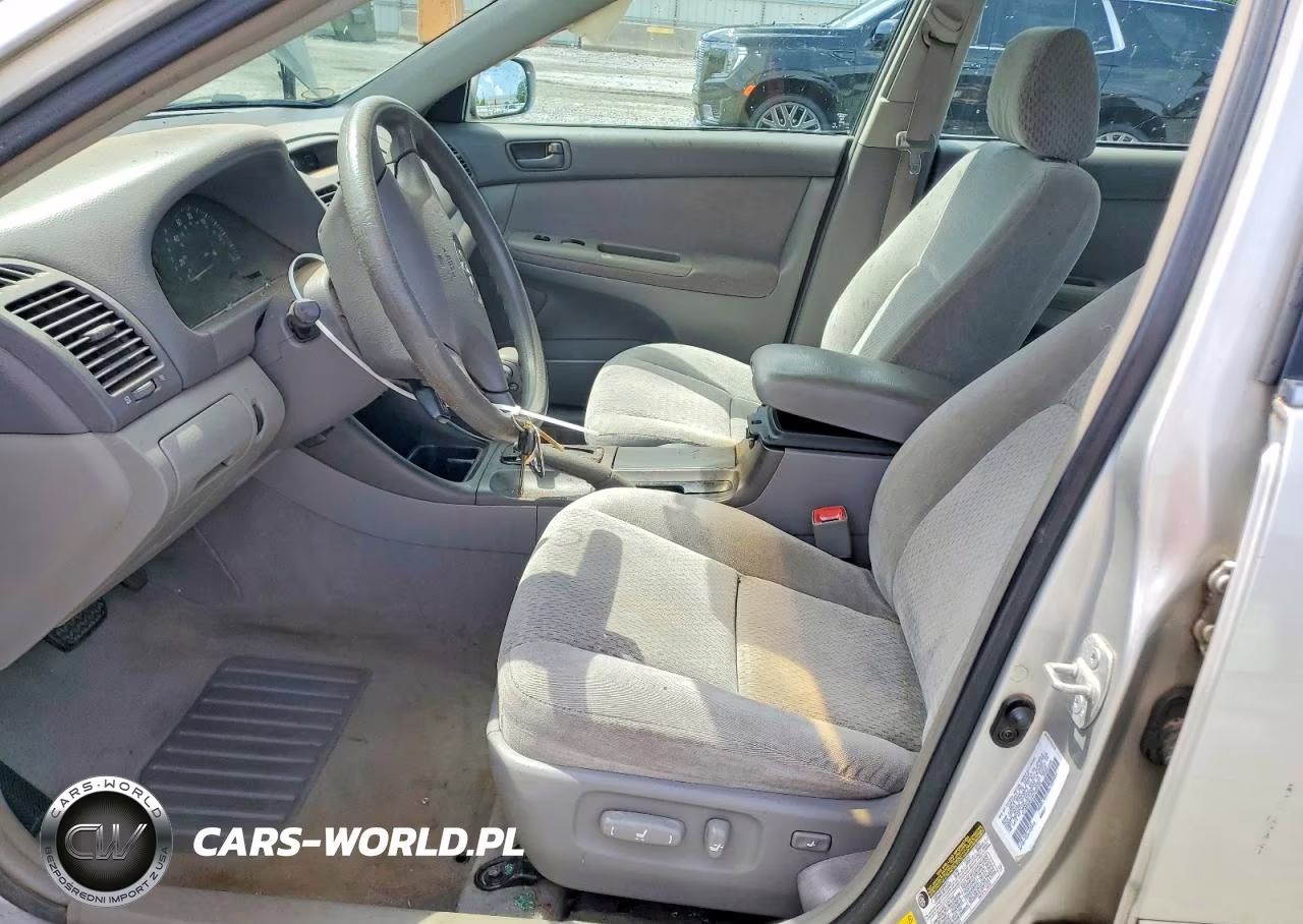 2004 Toyota Camry Le VIN:4T1BE30K44U799532 - 7