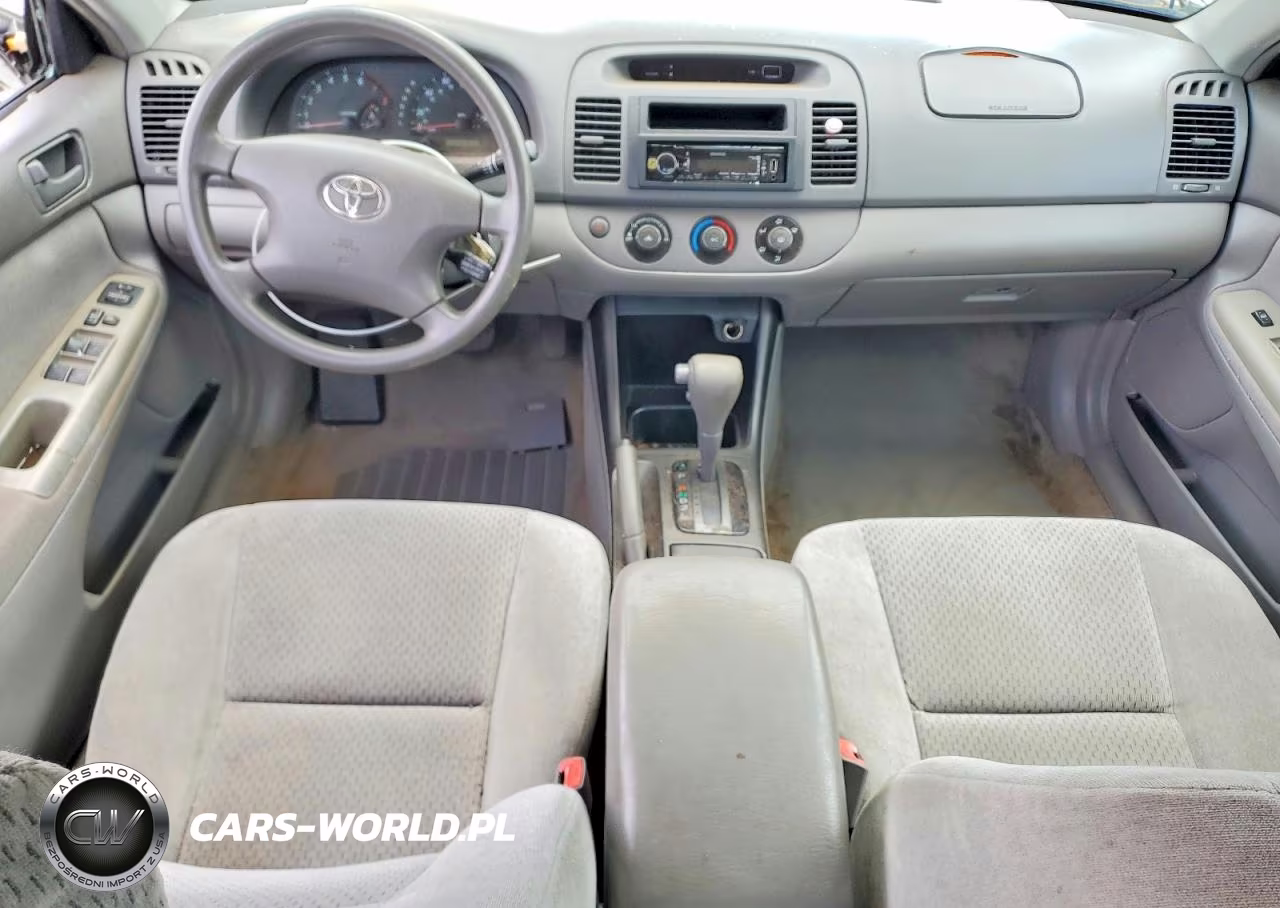 2004 Toyota Camry Le VIN:4T1BE30K44U799532 - 8