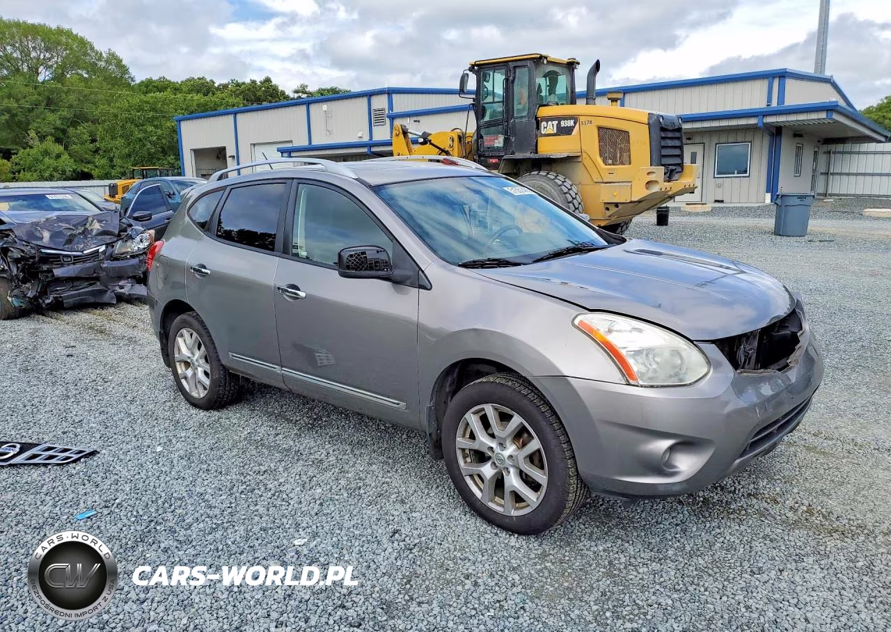 2011 Nissan Rogue S VIN:JN8AS5MV2BW666556 - 4