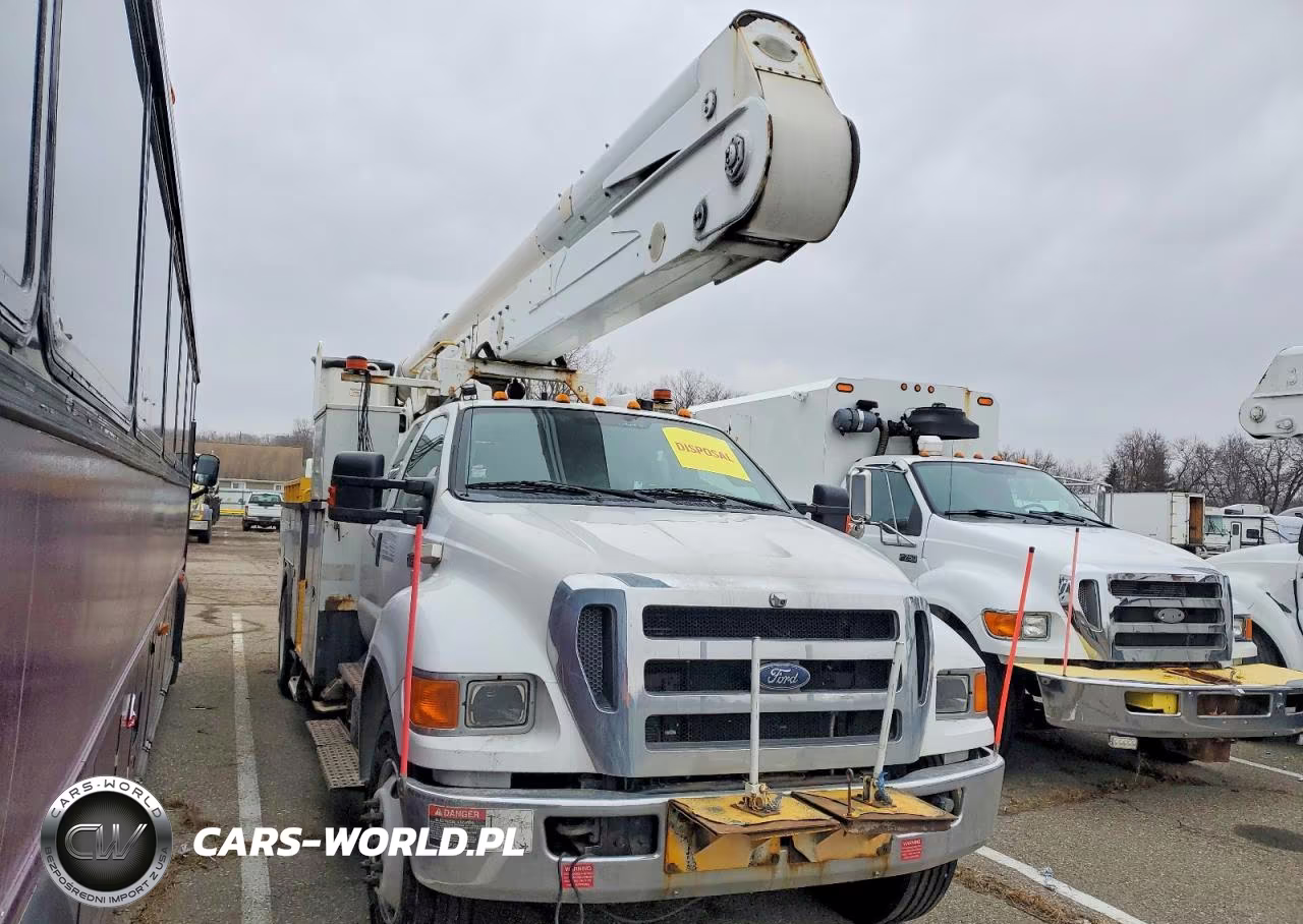 2012 Ford F750 Super Duty Bucket Truck