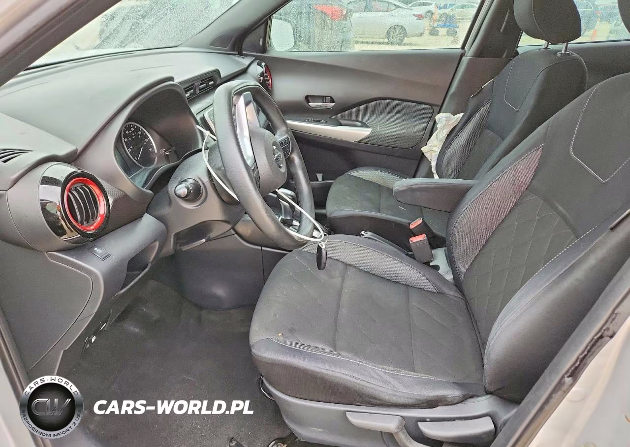 2018 Nissan Kicks Sv VIN:3N1CP5CUXJL545375 - 7