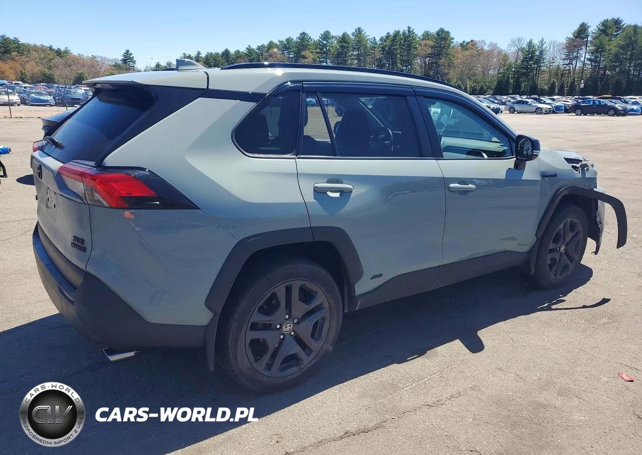 2021 Toyota Rav4 Xle VIN:4T3RWRFV4MU022257 - 3