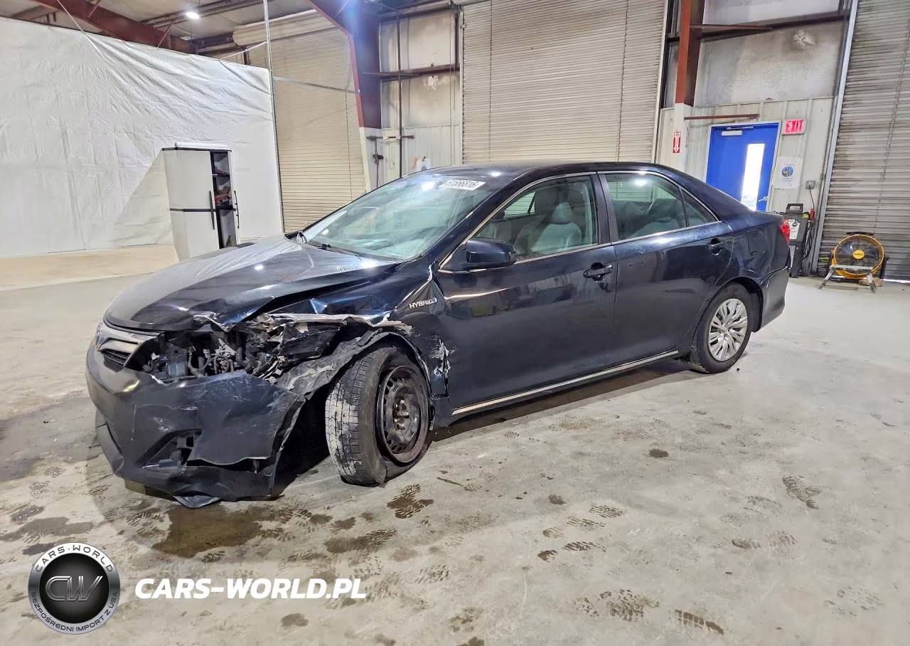 2012 Toyota Camry Hybrid Le – zdjęcie 1 z 12
