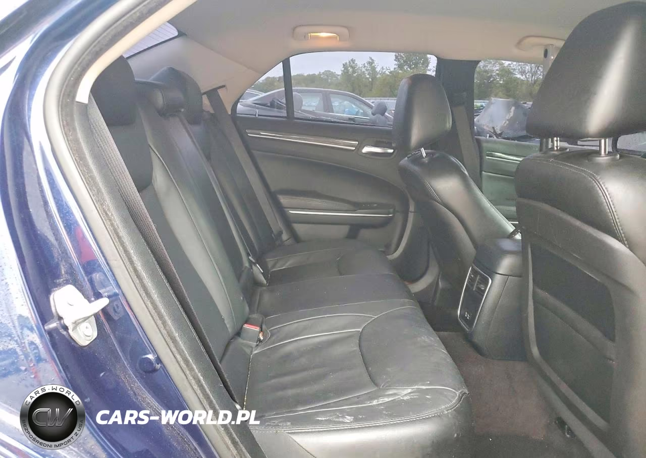 2017 Chrysler 300 Limited VIN:2C3CCARG0HH507020 - 10