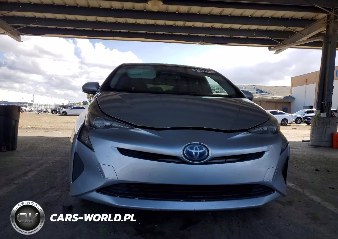 2016 Toyota Prius Four VIN:JTDKARFUXG3001265 - 5