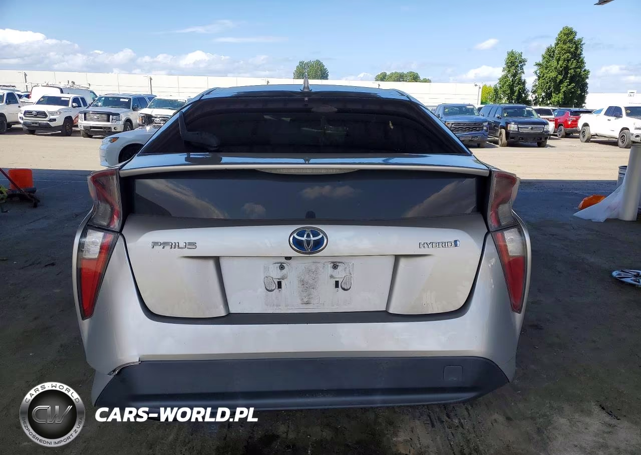 2016 Toyota Prius Four VIN:JTDKARFUXG3001265 - 6