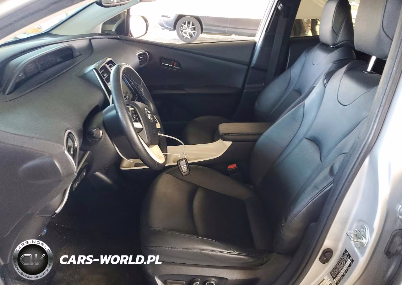 2016 Toyota Prius Four VIN:JTDKARFUXG3001265 - 7
