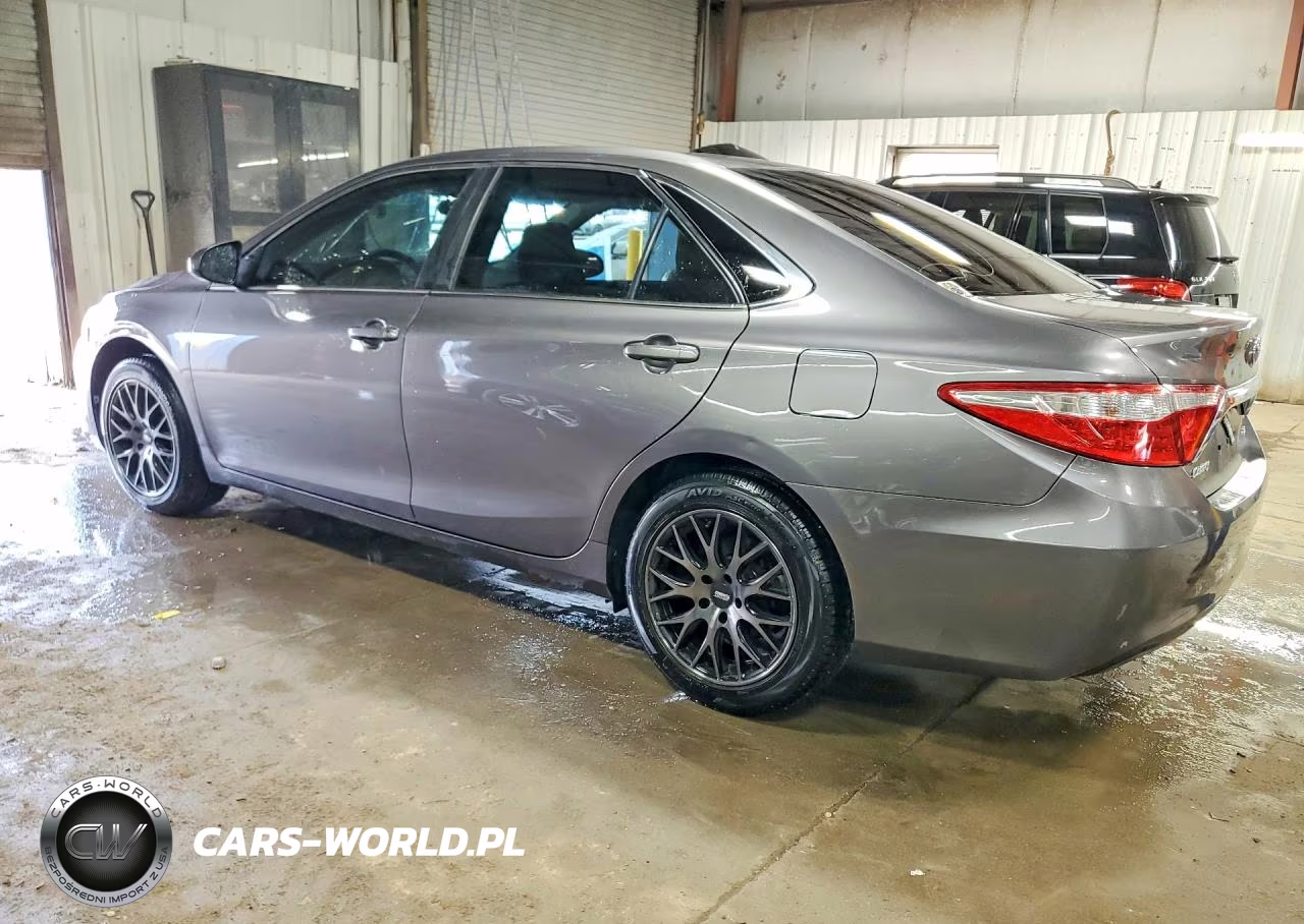 2016 Toyota Camry Le VIN:4T4BF1FK0GR542886 - 2