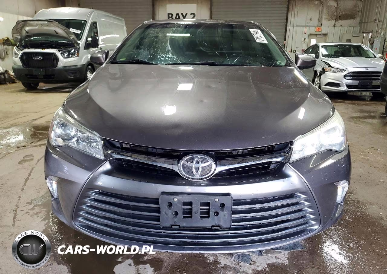 2016 Toyota Camry Le VIN:4T4BF1FK0GR542886 - 5