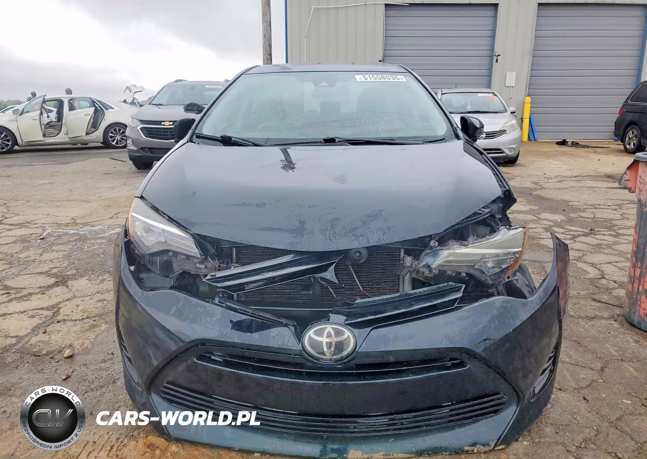 2017 Toyota Corolla Le VIN:2T1BURHEXHC835025 - 5