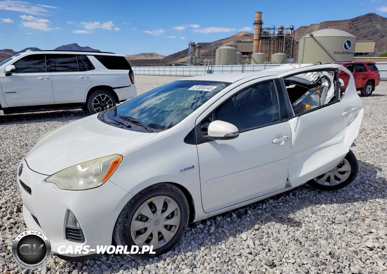 2013 Toyota Prius C Two