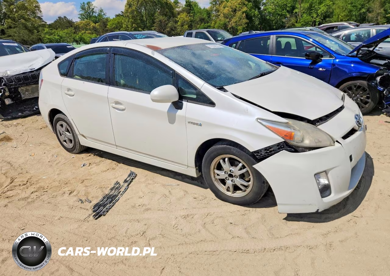 2010 Toyota Prius Iii VIN:JTDKN3DU6A0135008 - 4