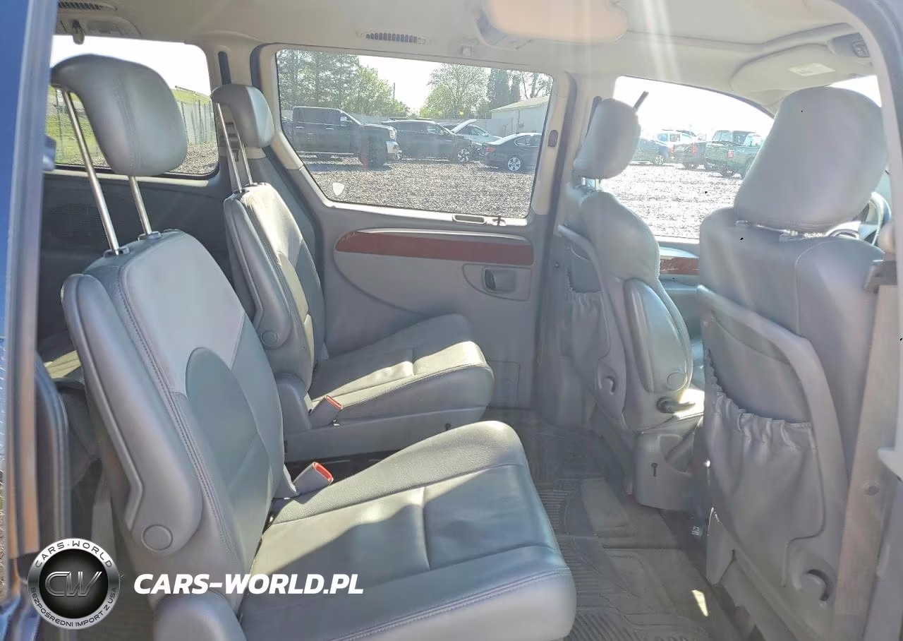 2007 Chrysler Town & Country Limited VIN:2A4GP64L37R304726 - 11