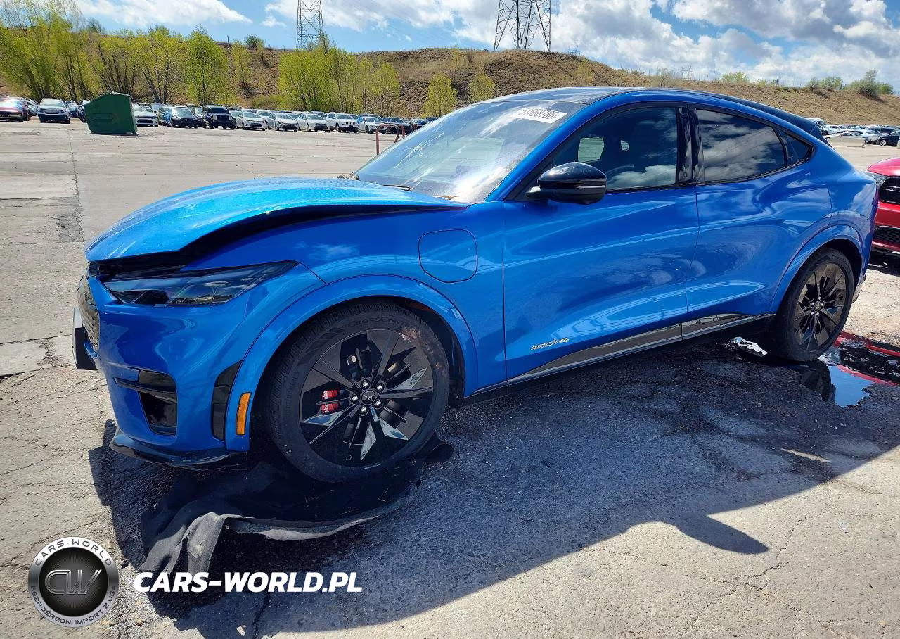 2025 Ford Mustang Mach-E Gt