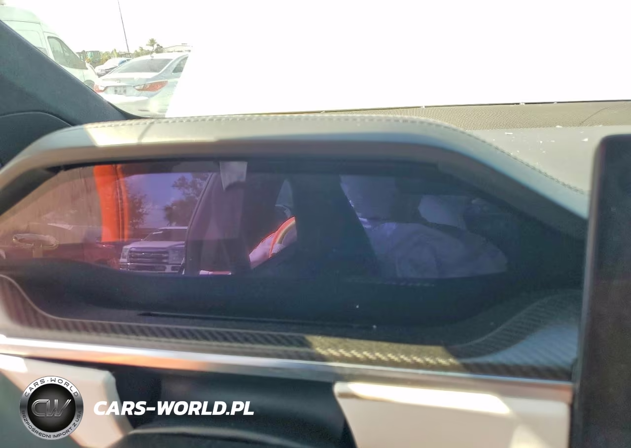 2022 Tesla Model X VIN:7SAXCBE60NF355101 - 9