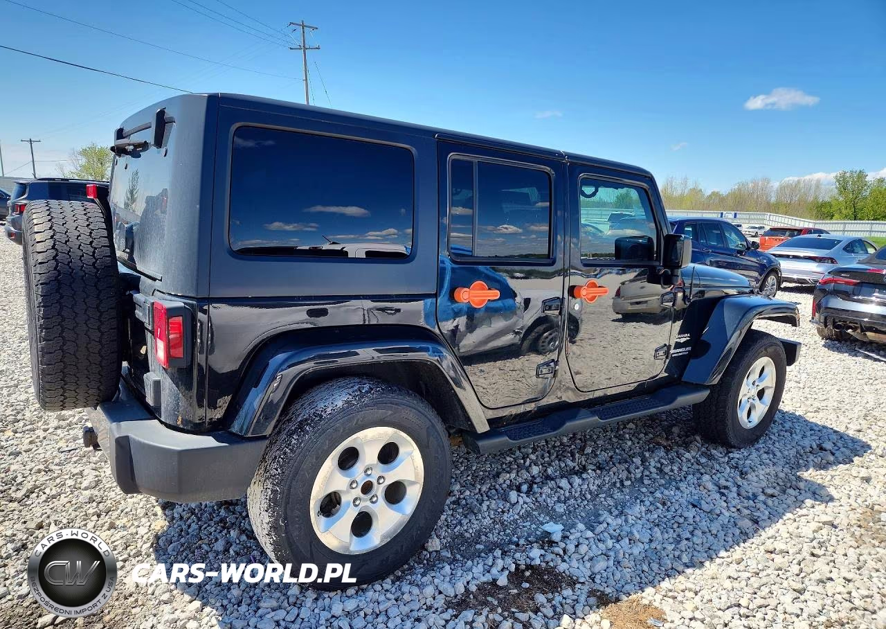 2014 Jeep Wrangler Unlimited Sahara VIN:1C4BJWEG5EL233263 - 3