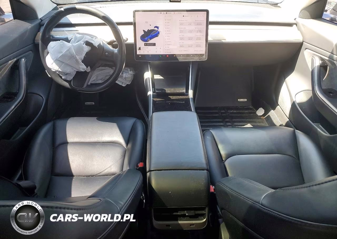 2018 Tesla Model 3 VIN:5YJ3E1EAXJF033709 - 8
