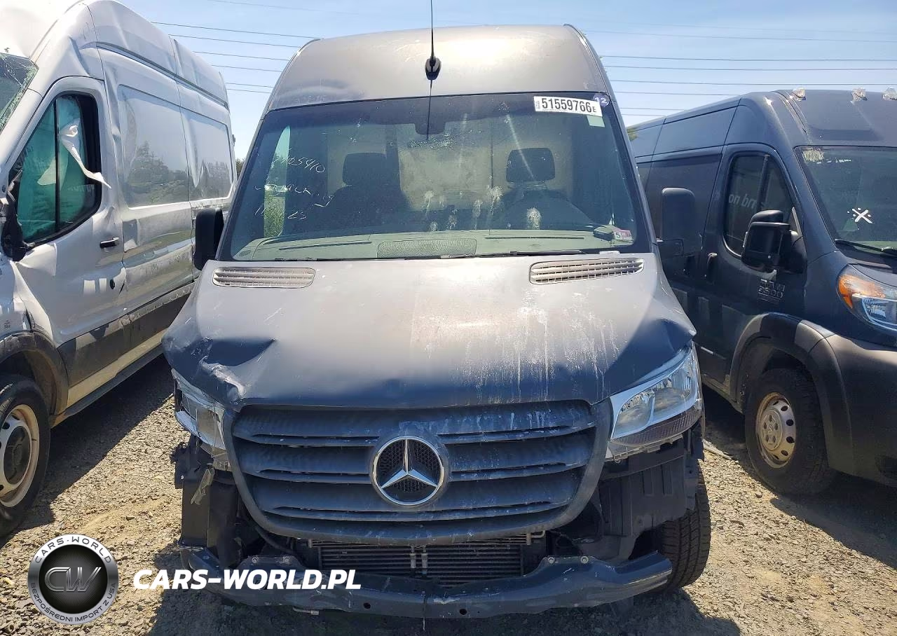 2019 Mercedes Benz Sprinter 2500 Delivery Van VIN:WD4PF1CD2KP152699 - 5