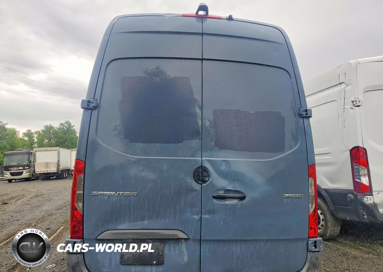 2019 Mercedes Benz Sprinter 2500 Delivery Van VIN:WD4PF1CD2KP152699 - 6