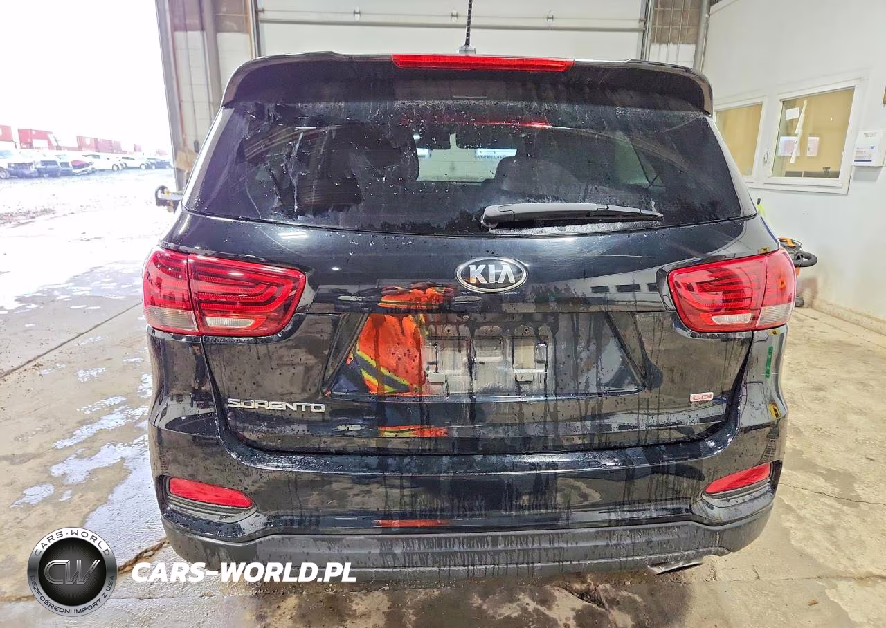 2019 Kia Sorento L VIN:5XYPG4A31KG585484 - 6