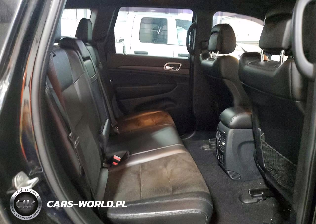 2020 Jeep Grand Cherokee Laredo VIN:1C4RJFAG8LC186327 - 11