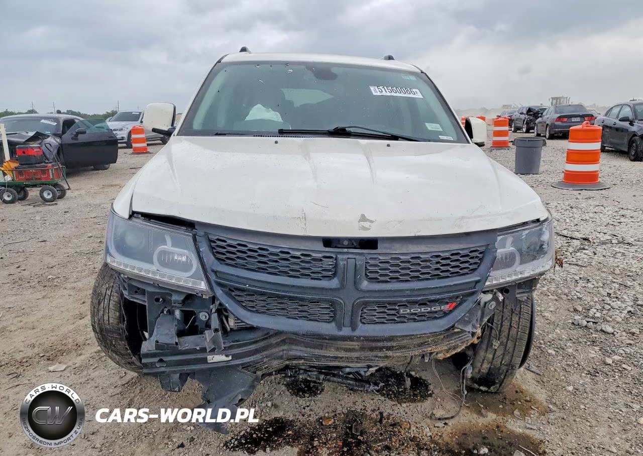 2019 Dodge Journey Crossroad VIN:3C4PDCGG1KT857960 - 5